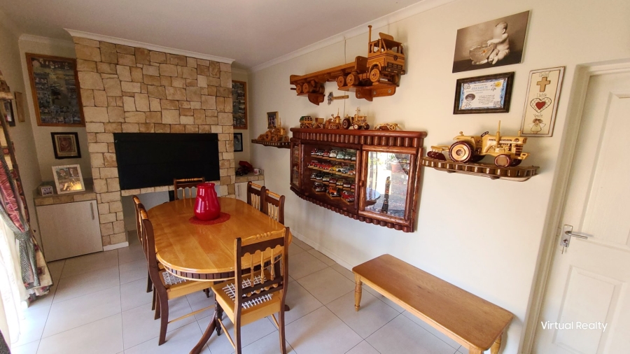 3 Bedroom Property for Sale in Sonkring Western Cape